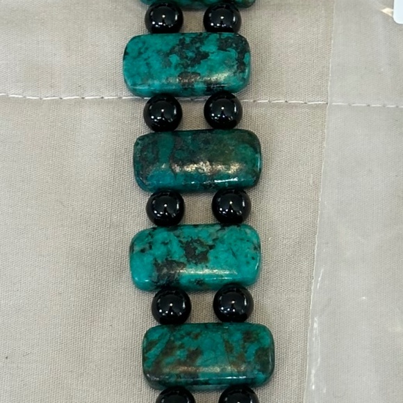 Chrysocolla & Black Onyx bracelet. Rectangles & spheres. Magnetic clasp - Picture 13 of 13